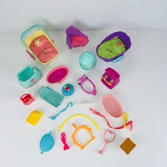 Littlest Pet Shop & Dollhouse Accessories Mixed Lot of 21 Pieces Kids Toys - Picture 11 of 11